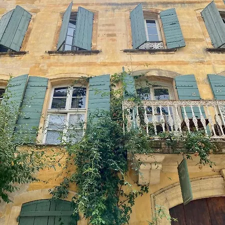 Bed & Breakfast Rue Du Chateau Tarascon